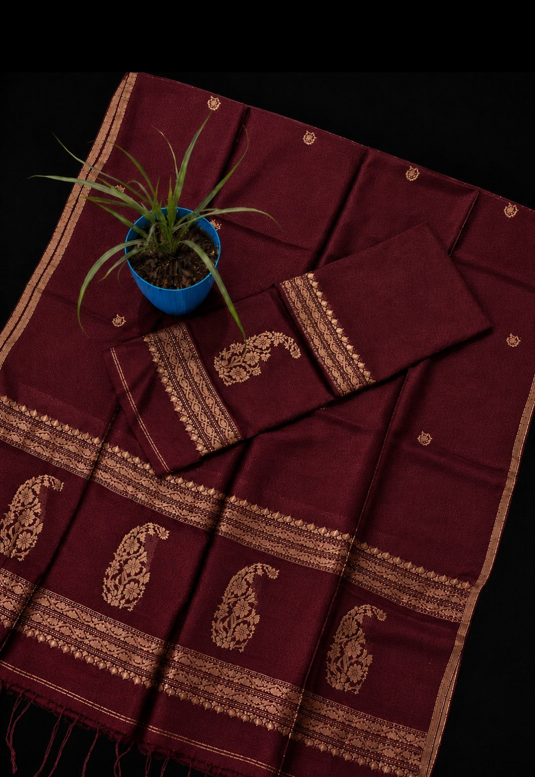 Mahira Silk Linen Kadhuwa Banarasi Weaving Suit by Rihyaaz featuring luxurious traditional Banarasi weaving, premium silk linen fabric, elegant ethnic wear for weddings, festive occasions, and celebrations.
