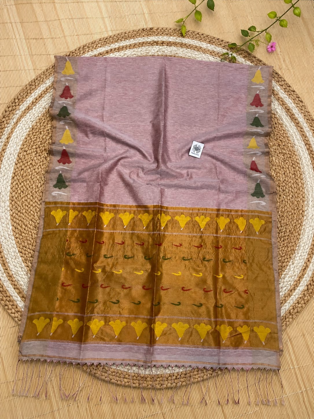 Taish authentic premium quality soft tissue linen handloom Jamdani saree with running blouse piece by Rihyaaz
