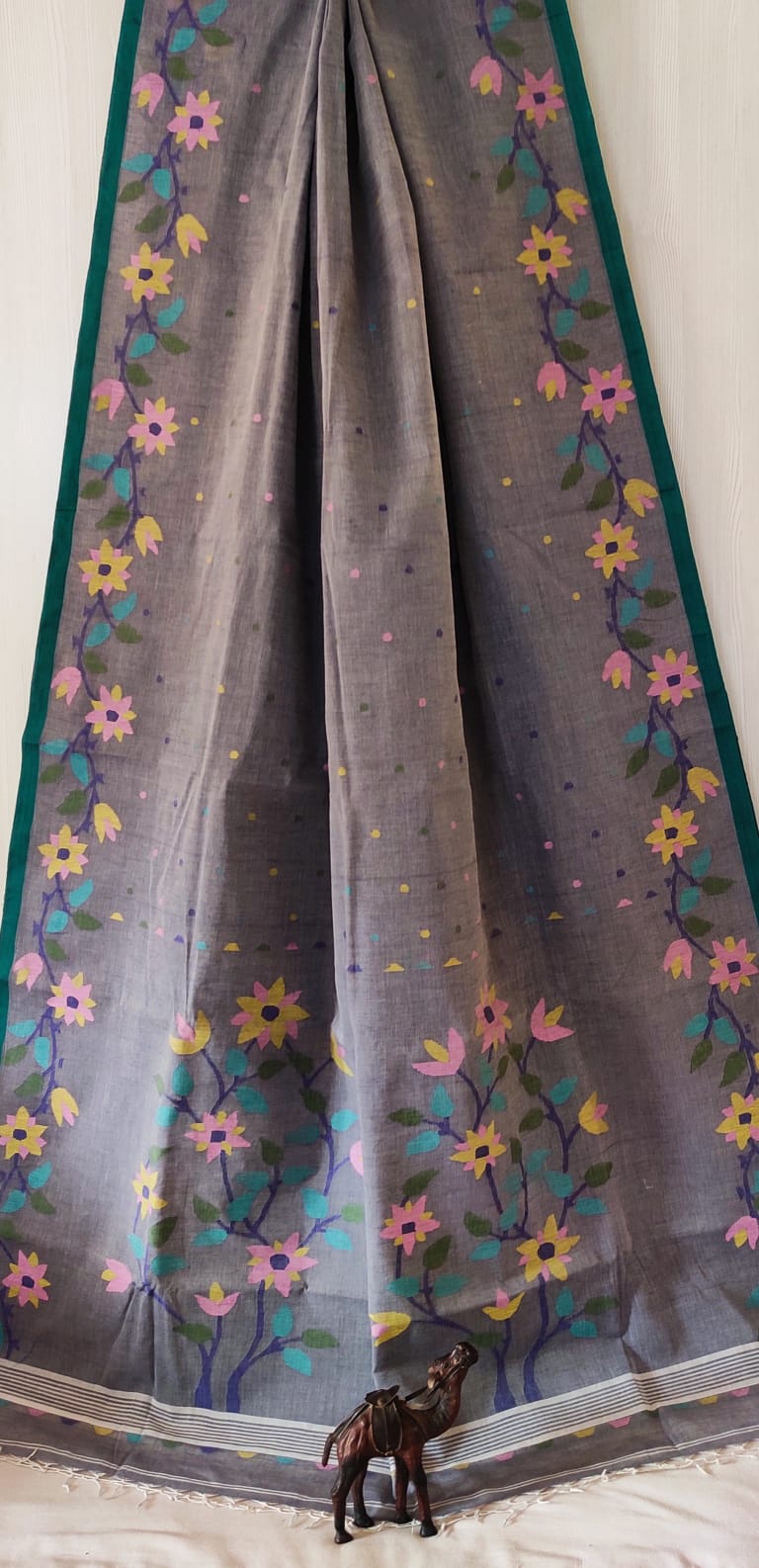 🌸 Palok – Premium Handspun Cotton Needle Work Jamdani Saree | Rihyaaz