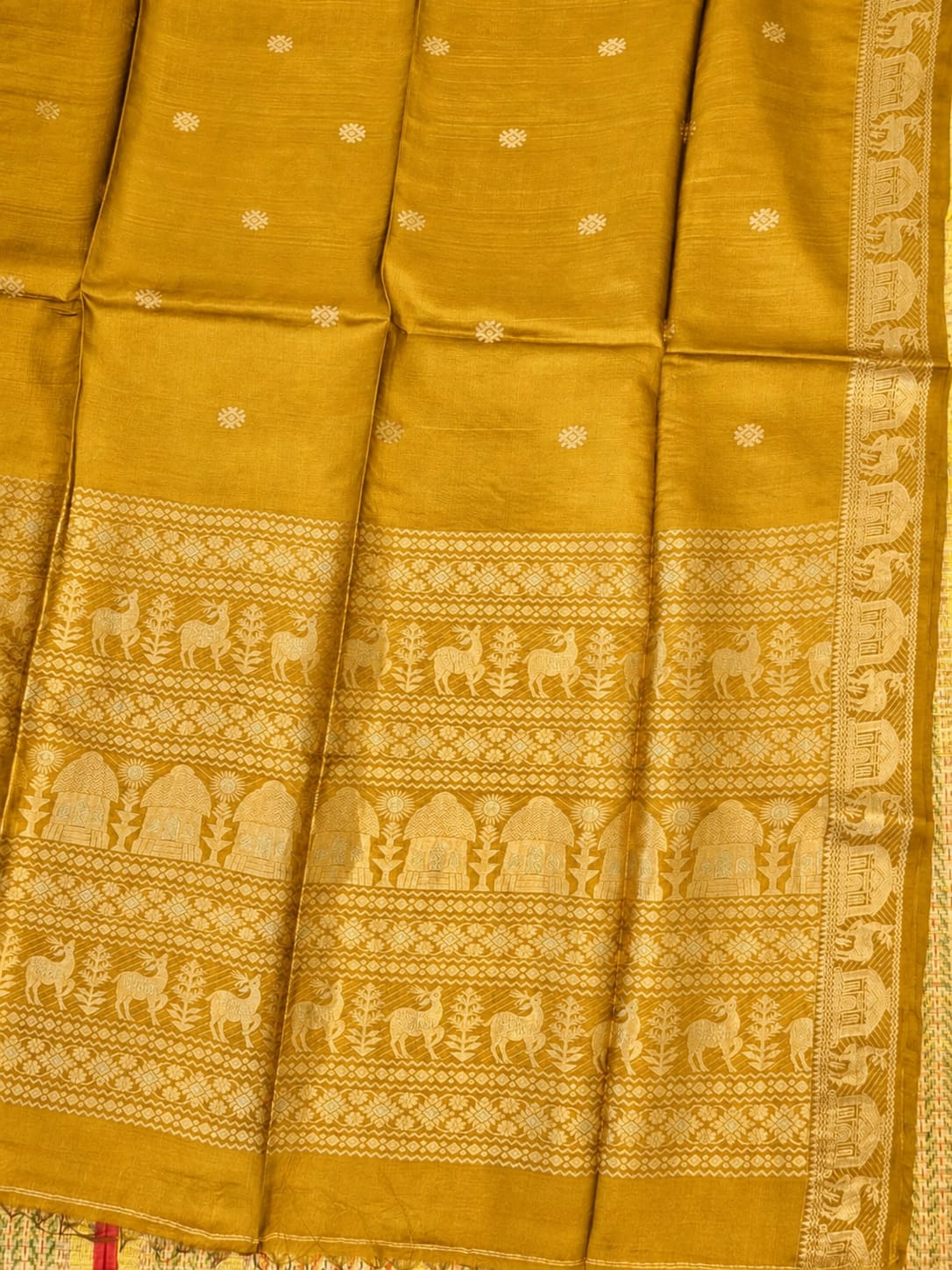 Hiran Mustard Yellow pure Bengal Tussar silk Swarnachuri saree by Rihyaaz Fashions with running blouse piece.