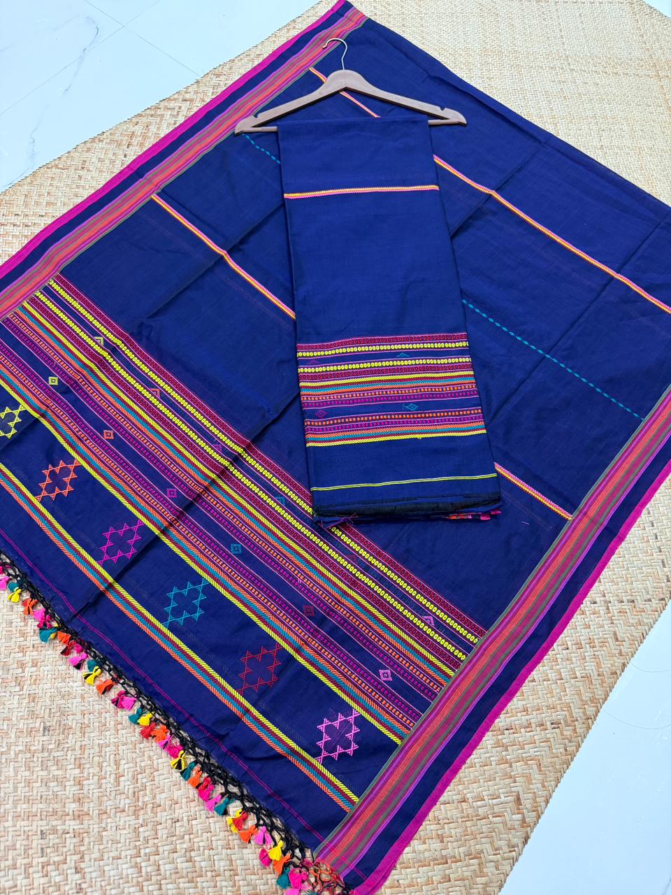 Bhujodi Jamdani pure cotton handwoven suit by Rihyaaz with 3 meter top and 2.5 meter dupatta.