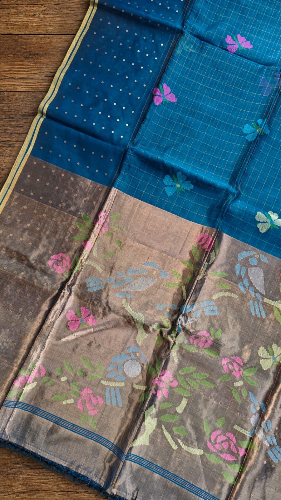 Titli by Rihyaaz – Beautiful muslin Paithani style needle work Jamdani saree with delicate sequins work and matching blouse piece, handcrafted for festive and occasion wear.