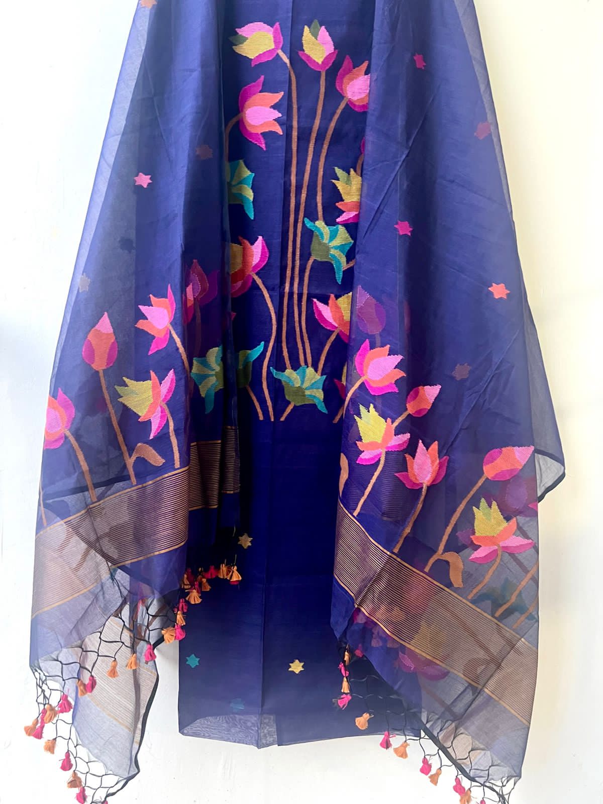 Padma Muslin weaved lotus motif cotton jamdani suit with tassel dupatta by Rihyaaz