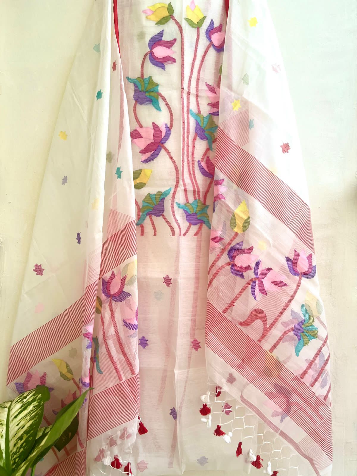 Padma Muslin weaved lotus motif cotton jamdani suit with tassel dupatta by Rihyaaz
