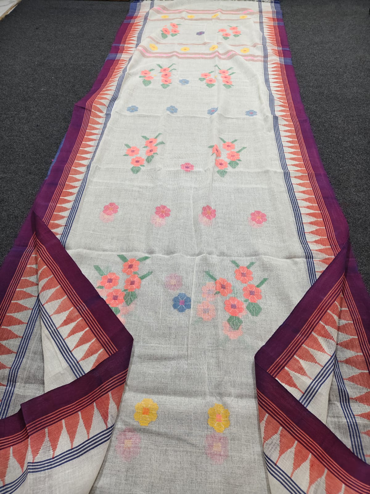 Moirangphee cotton handloom saree by Rihyaaz, showcasing traditional Indian weaving craftsmanship and elegant ethnic design