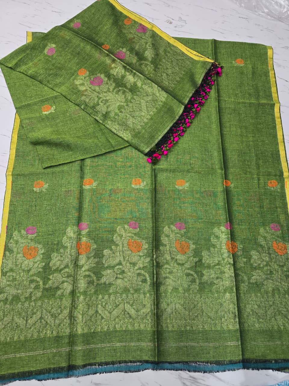 Linen zari weaved Jamdani suit with dupatta by Rihyaaz, showcasing elegant handwoven traditional craftsmanship and contemporary ethnic styling.