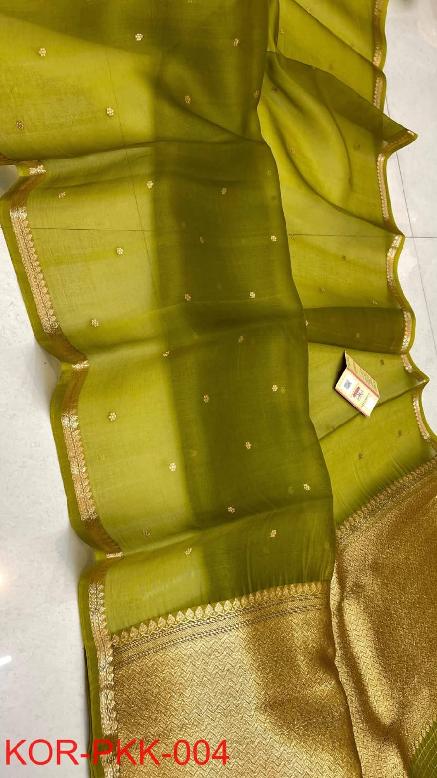 Maheen Premium Kora Silk Zari Weaved Border Saree by Rihyaaz featuring luxurious handwoven Kora silk, elegant zari woven border, lightweight festive designer saree for weddings and celebrations.