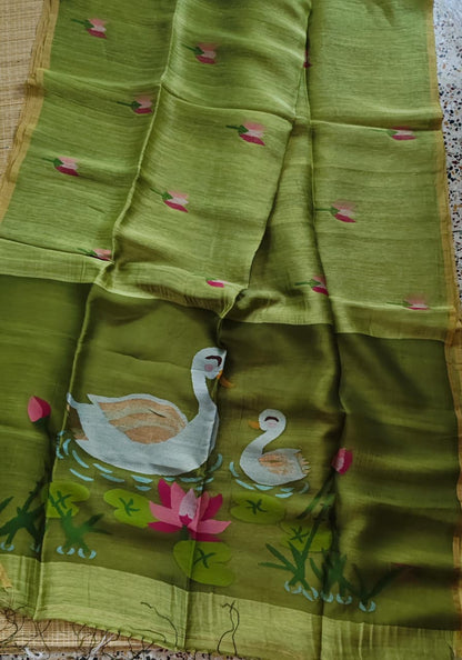 Morali olive pure silk Jayshree linen saree with sleek zari border, handwoven Jamdani resham palla and delicate lotus motifs all over the body, with running blouse piece by Rihyaaz Fashions.
