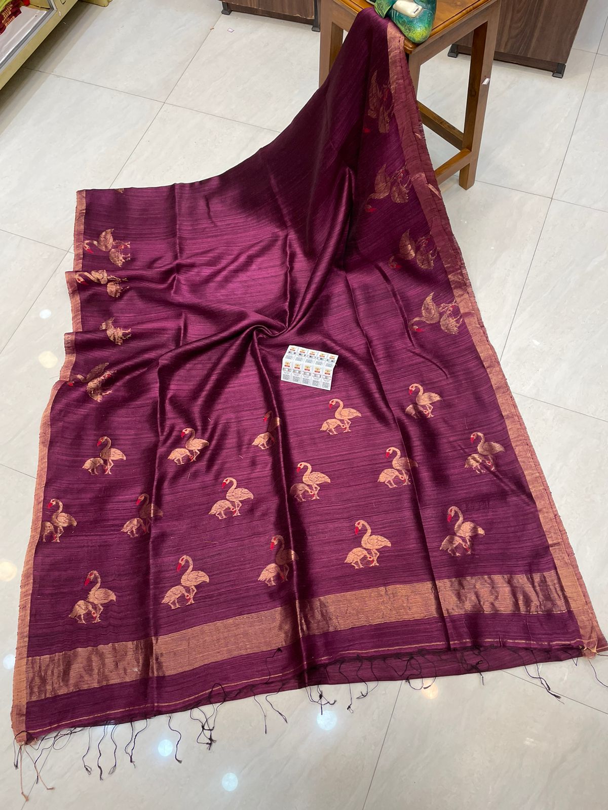 Stork dual zari silk Matka saree by Rihyaaz featuring rich handwoven texture and elegant traditional zari detailing.