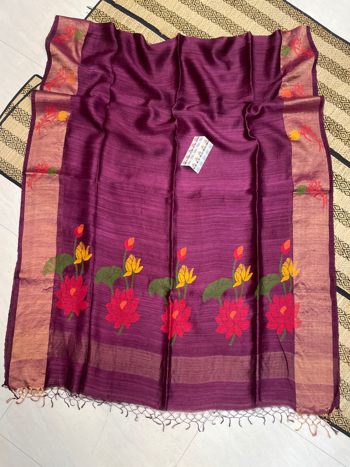 Nilot 100% pure Wash Matka Silk Jamdani saree with running blouse piece, Government Silk Mark certified | Rihyaaz