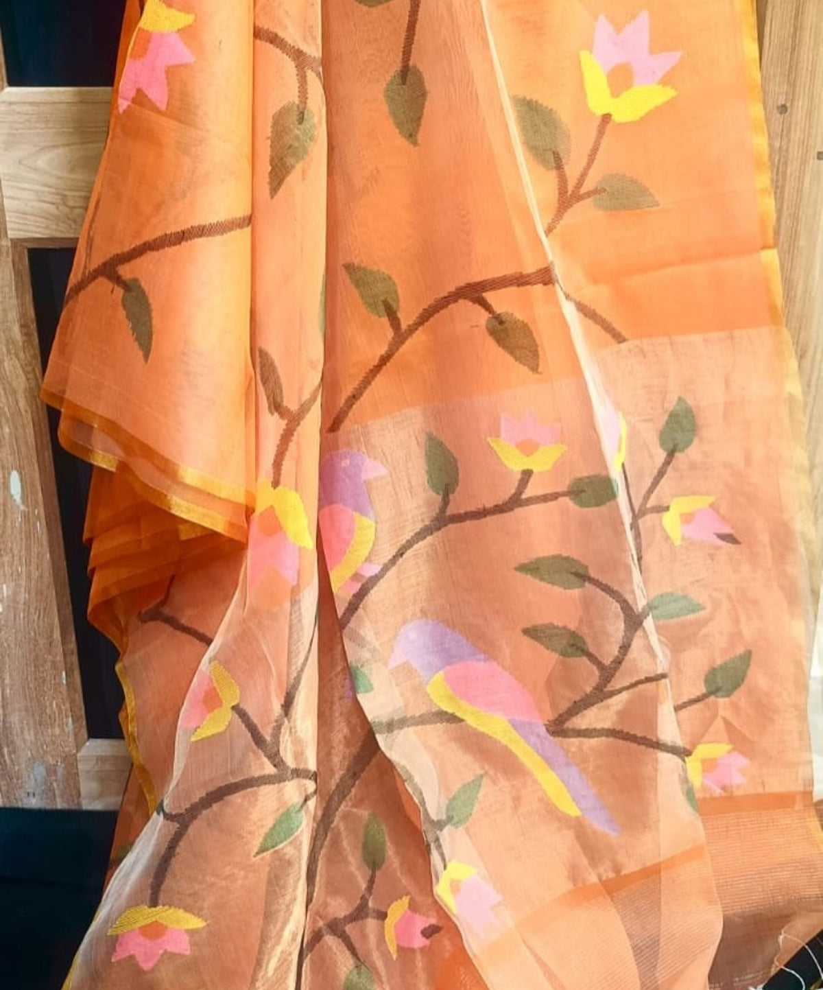 Shakuntala Muslin bird motif all-over weaved jamdani saree with paithani palla by Rihyaaz