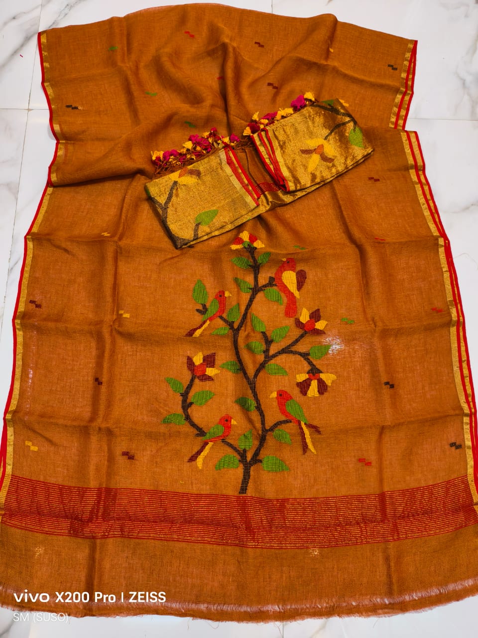 𝓡𝓪𝓳𝔂𝓪 Pure 120 Count Jayashree Linen Bird Motif suit set with Tissue Palla Jamdani dupatta by Rihyaaz, elegant traditional Indian ethnic wear.