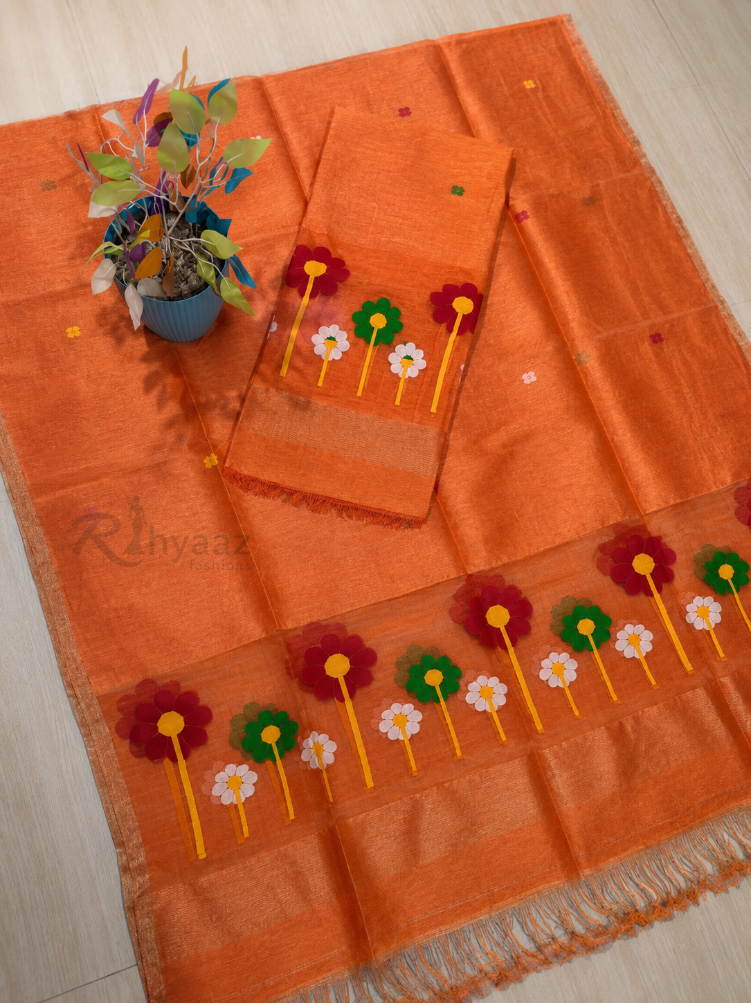 Phool - Resham Palla Silk Linen Jamdani Suit by Rihyaaz featuring handwoven Jamdani motifs, elegant resham palla, premium silk linen fabric, and timeless ethnic craftsmanship for festive and occasion wear.
