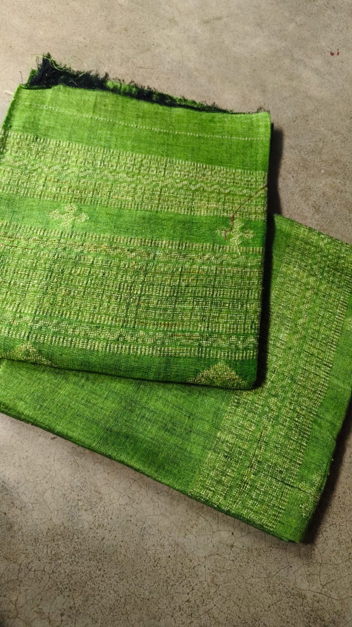 Bakul linen Baluchari suit and dupatta with intricate Ghicha weaving by Rihyaaz