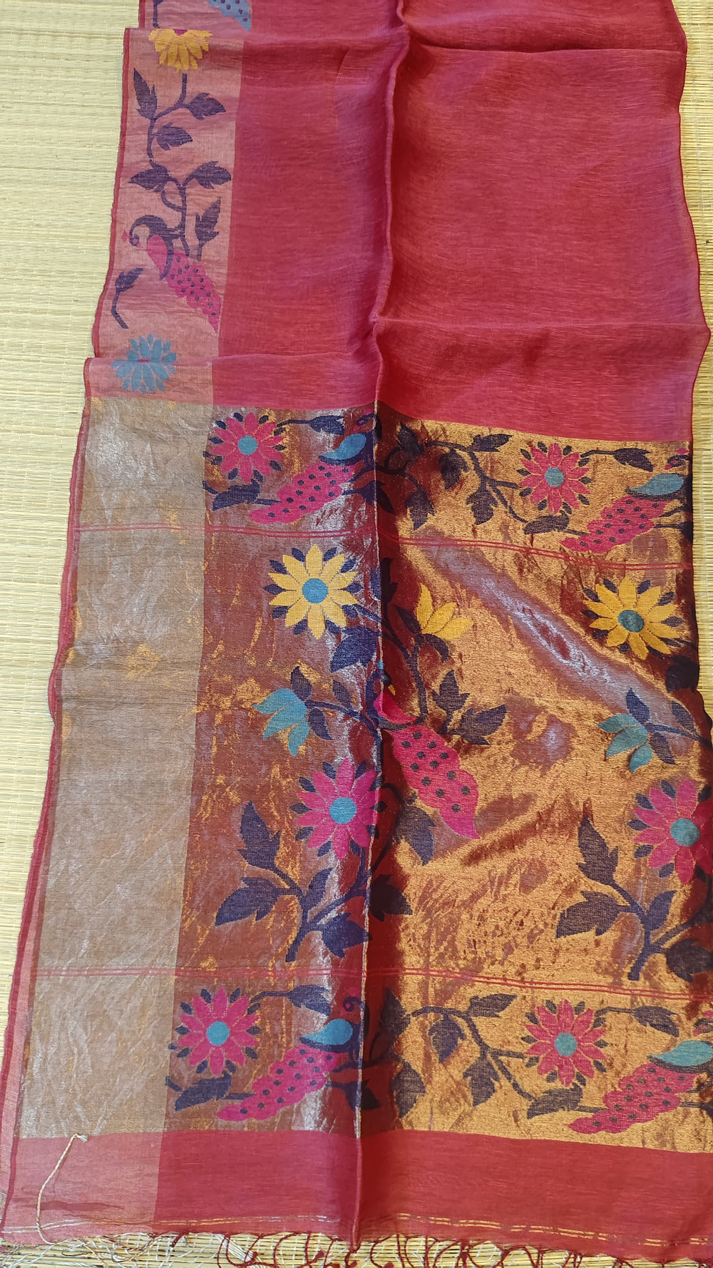 Tarang - Pure Linen Tissue Jamdani Saree with Needlework Border | Rihyaaz
