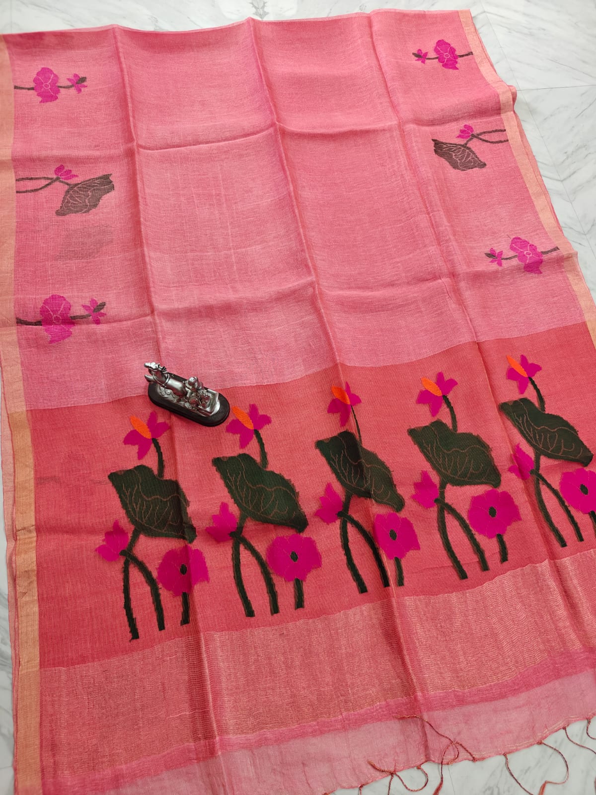 Muslin Silk linen floral motifs zari weaved Needle work jamdani saree by Rihyaaz 