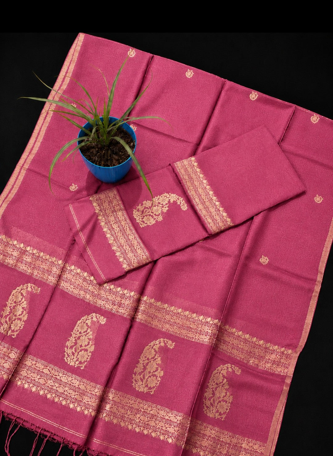 Mahira Silk Linen Kadhuwa Banarasi Weaving Suit by Rihyaaz featuring luxurious traditional Banarasi weaving, premium silk linen fabric, elegant ethnic wear for weddings, festive occasions, and celebrations.