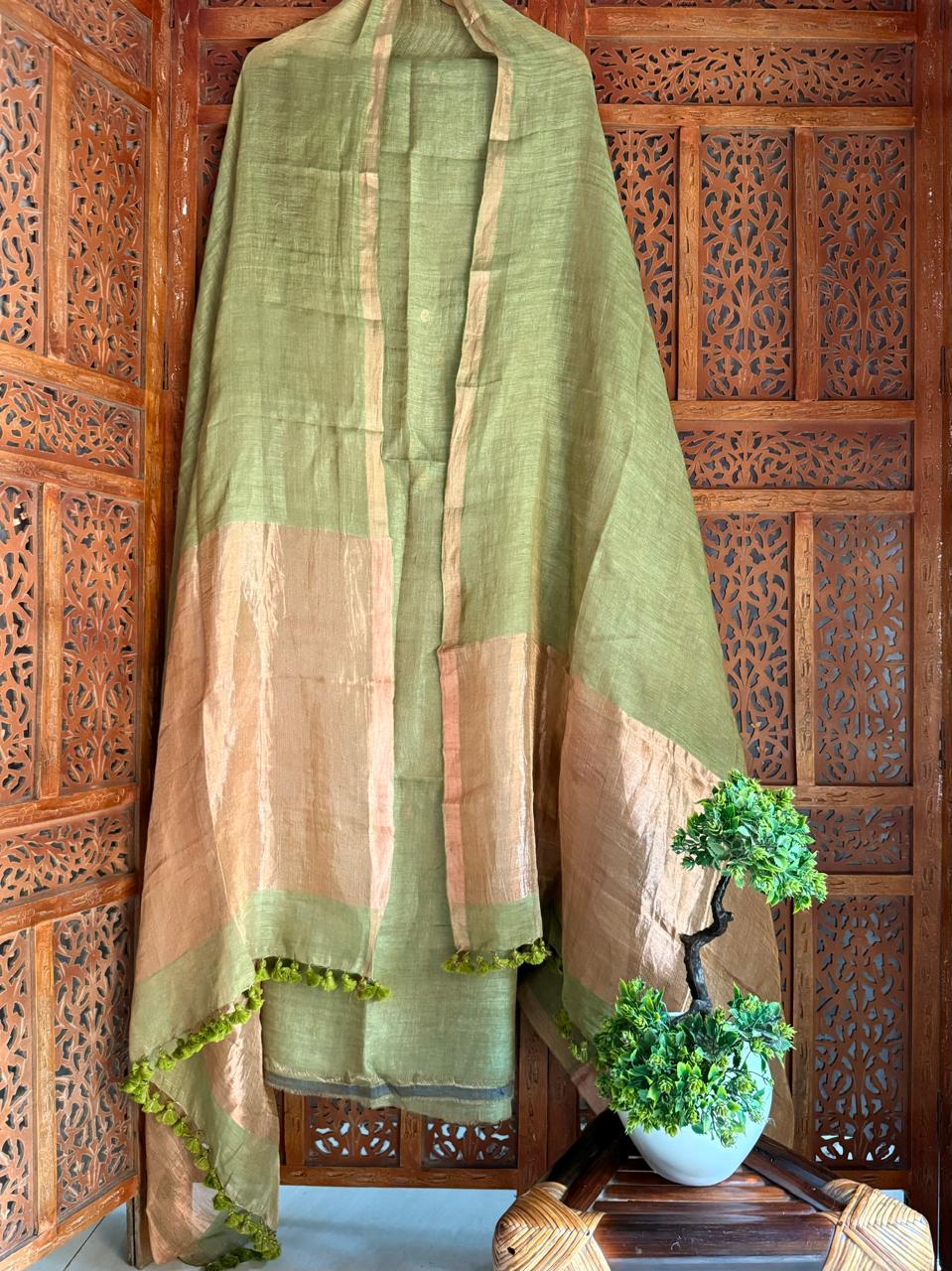 Premium broad zari palla dupatta with polka dot linen suit set in handcrafted ethnic design for festive and elegant wear.