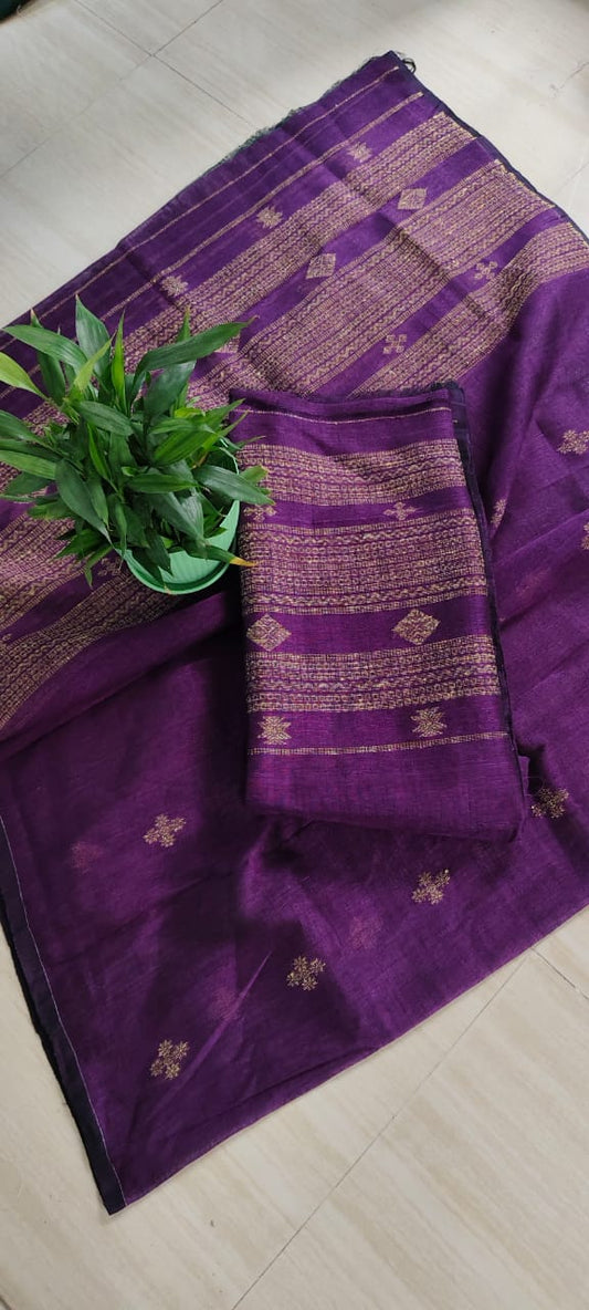 Bakul linen Baluchari suit and dupatta with intricate Ghicha weaving by Rihyaaz