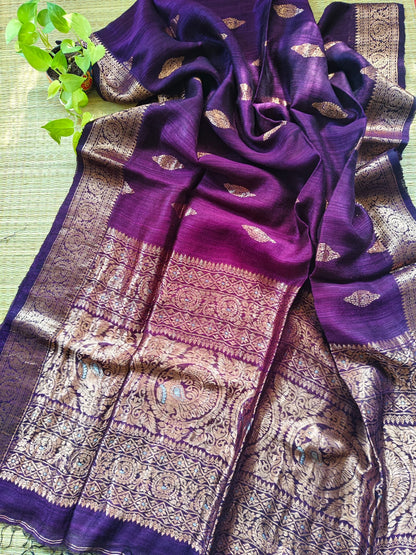 Premium pure Matka silk Benarasi saree with running Matka blouse piece by Rihyaaz