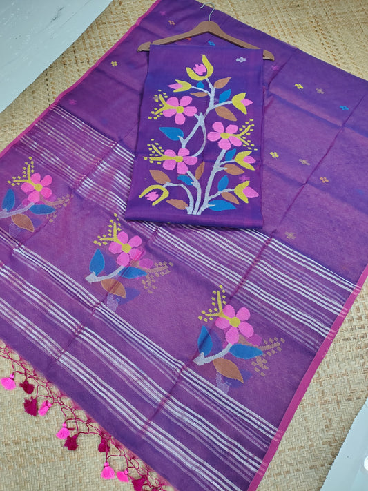 Joba Maslin Jamdani handwoven suit with 2.5-meter top and 2.5-meter tassel-finished dupatta by Rihyaaz.
