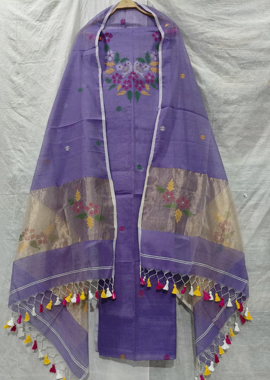 Rihyaaz Muslin Jamdani suit with matching tassel dupatta and delicate needle-weaved floral motifs.
