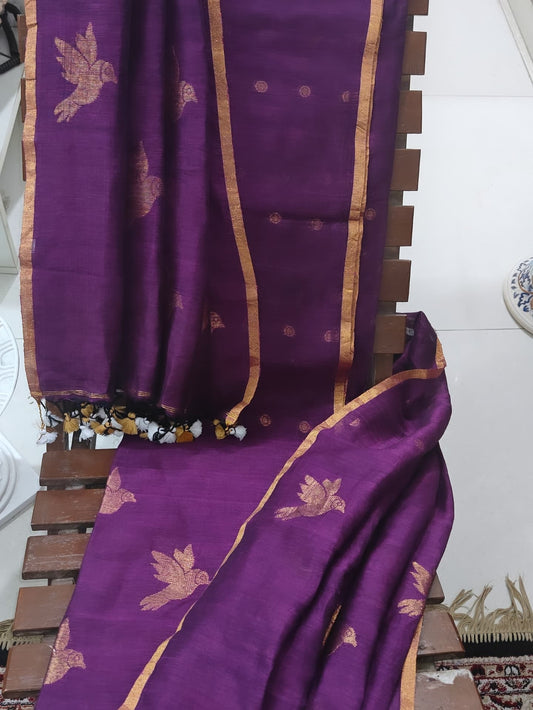 Chorui silk linen zari-weaved suit featuring intricate traditional bird motifs with a 2.5-meter top and 2.5-meter dupatta by Rihyaaz.