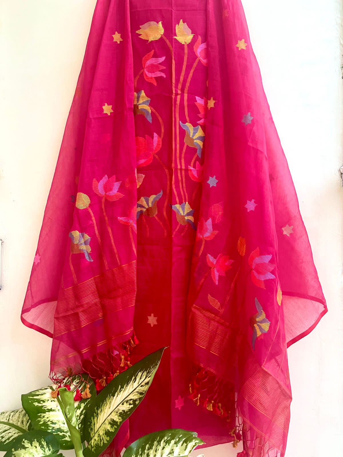 Padma Muslin weaved lotus motif cotton jamdani suit with tassel dupatta by Rihyaaz