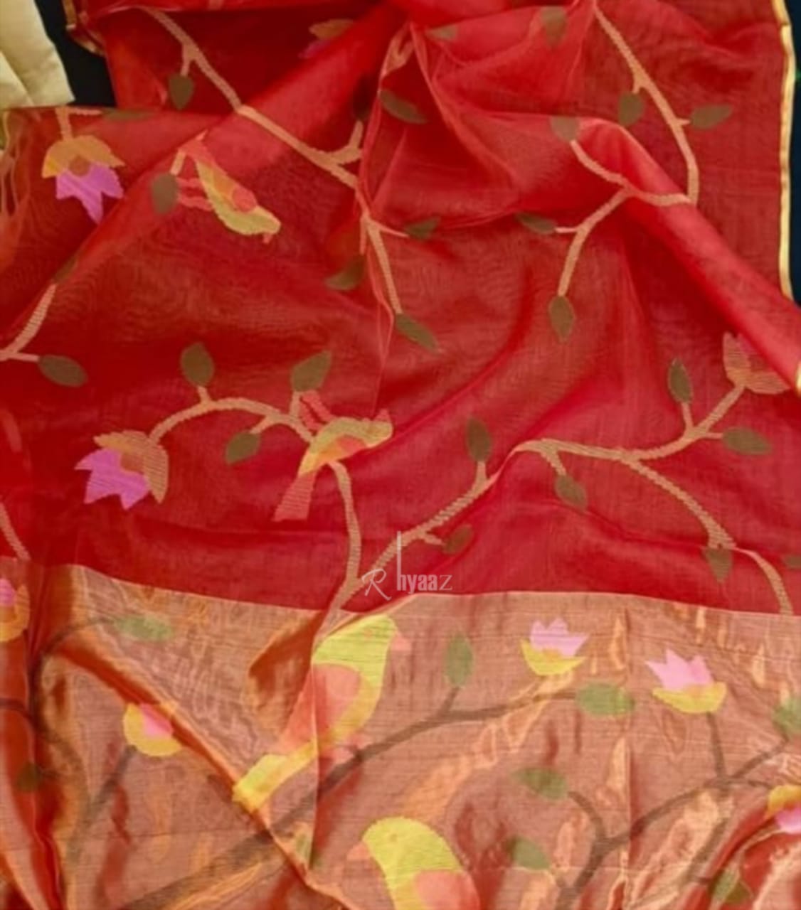 Shakuntala Muslin bird motif all-over weaved jamdani saree with paithani palla by Rihyaaz