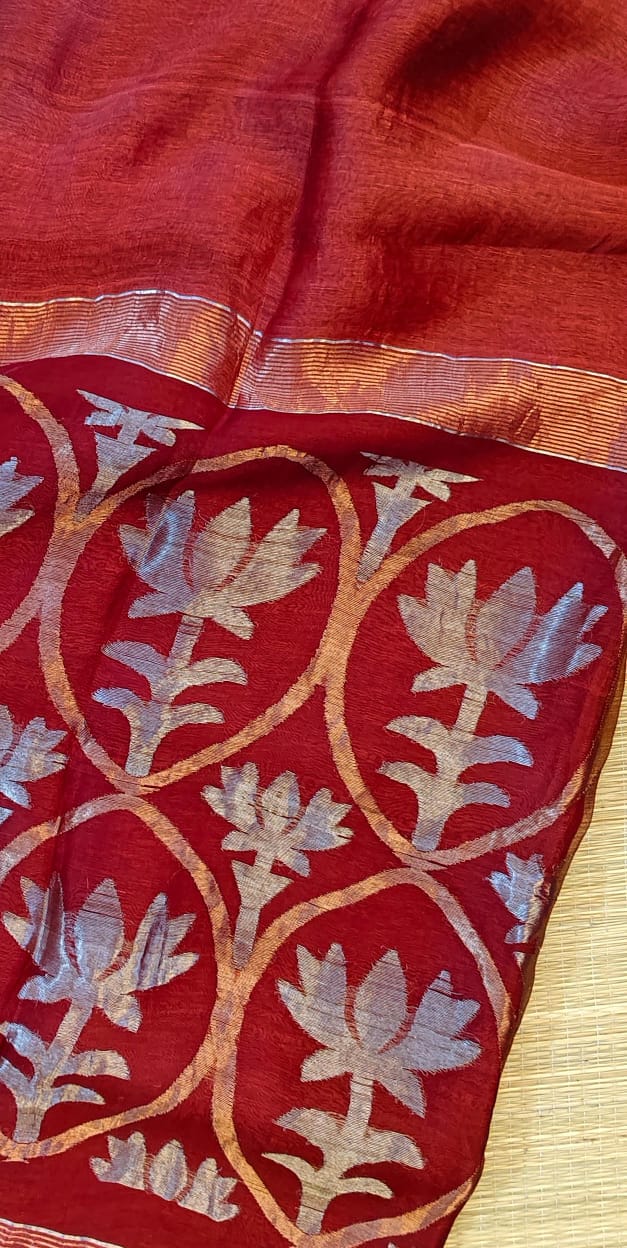 Padmini - Lotus Fusion Silk Linen Saree by Rihyaaz, premium handwoven silk linen saree with lotus-inspired design, lightweight festive ethnic wear for weddings and celebrations.