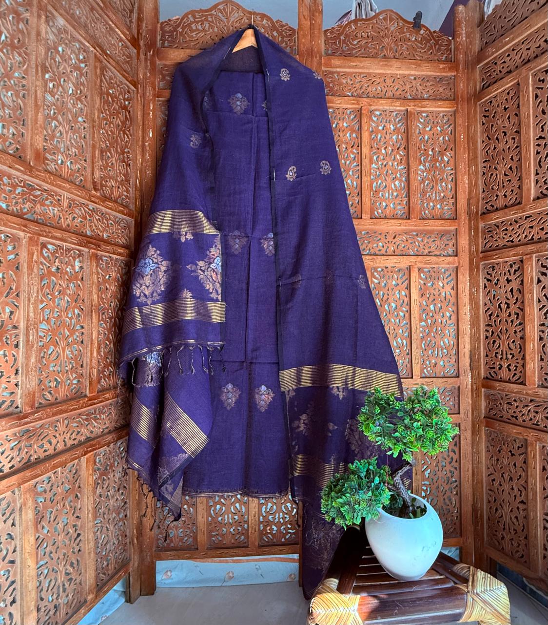 Jarau royal blue organic 100 count linen by linen 2-piece suit with all-over needle Jamdani weaving on kurta and antique zari Meenakari work on both sides of the dupatta by Rihyaaz.
