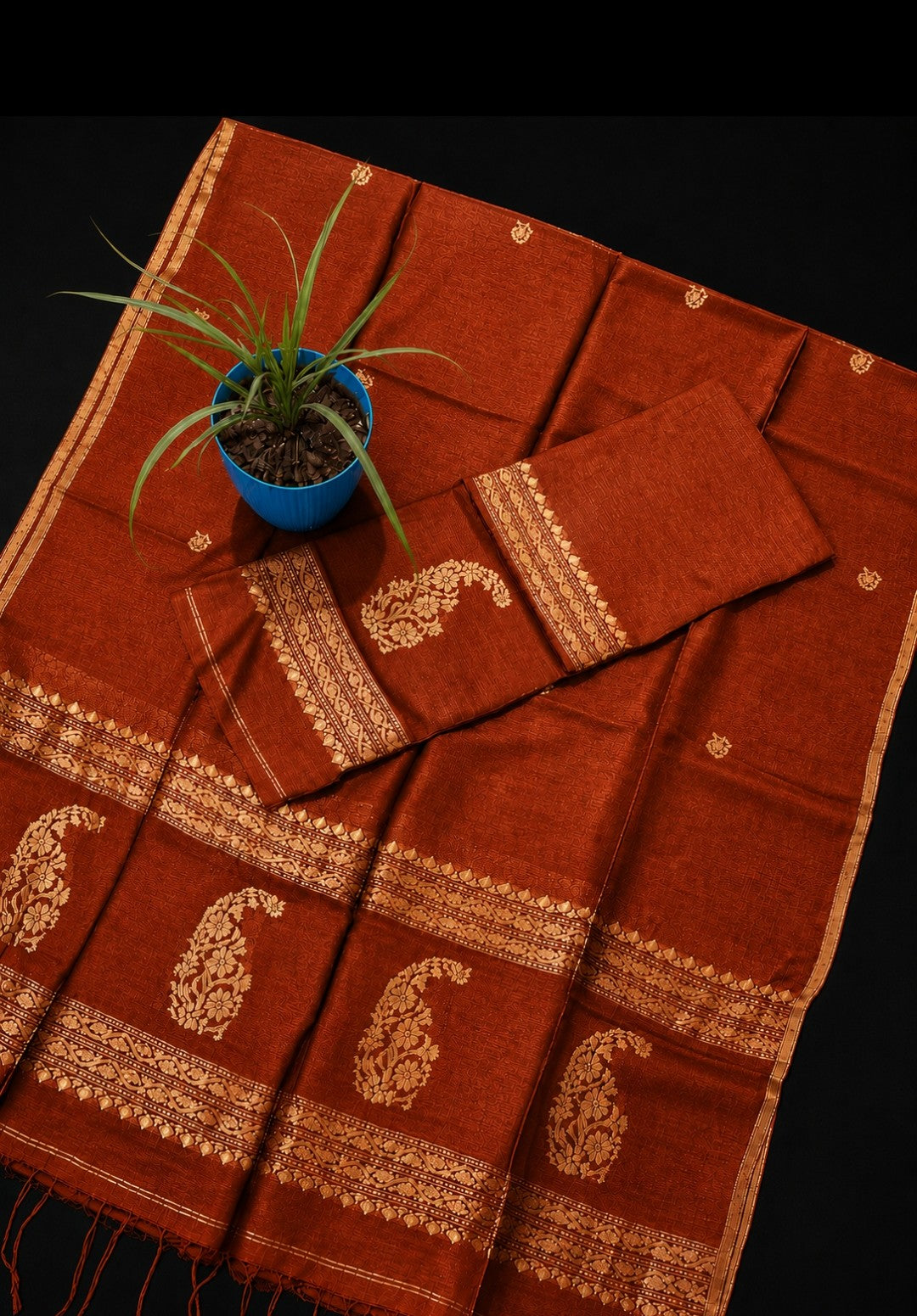 Mahira Silk Linen Kadhuwa Banarasi Weaving Suit by Rihyaaz featuring luxurious traditional Banarasi weaving, premium silk linen fabric, elegant ethnic wear for weddings, festive occasions, and celebrations.