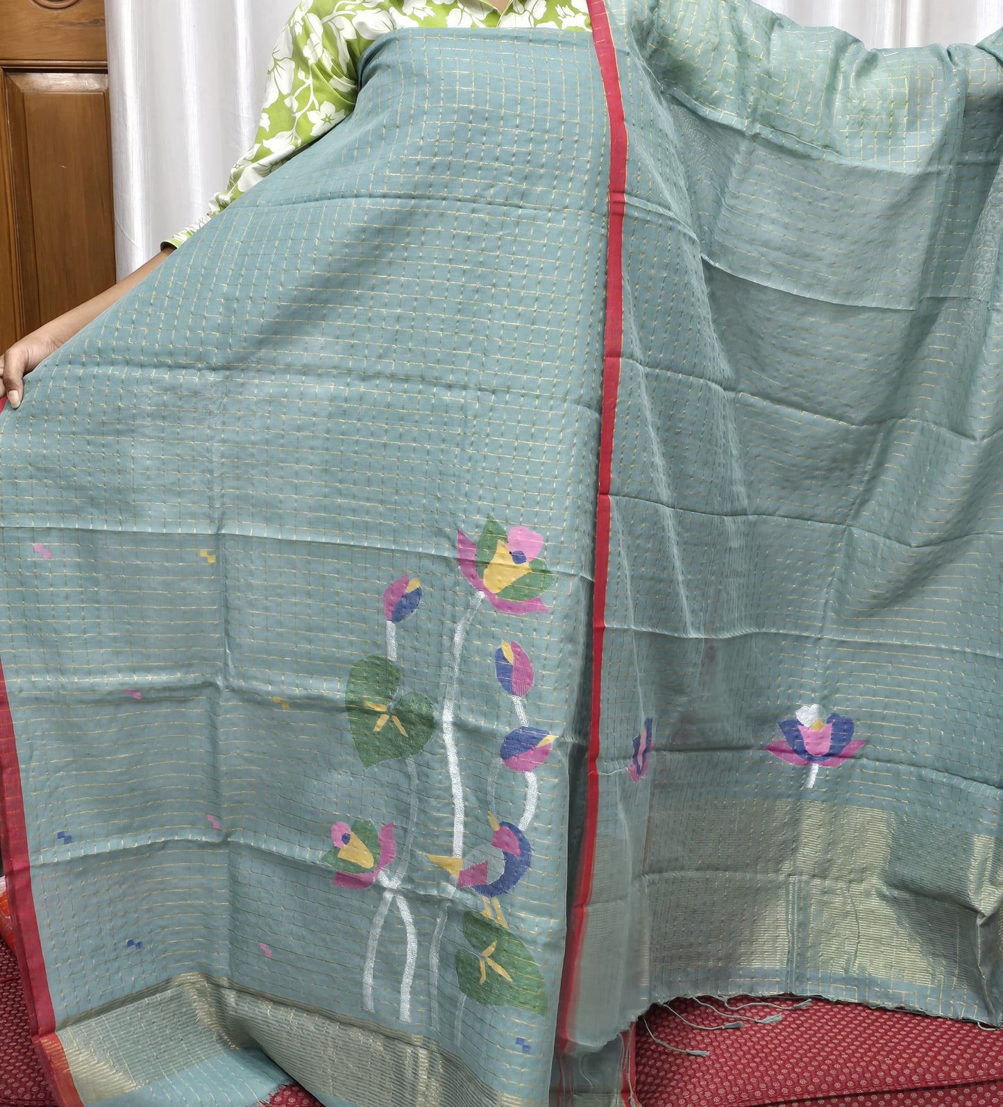 Arvi Mul Cotton checkered Needle Weaved Lotus Motif Jamdani suit with daman work and detailed dupatta by Rihyaaz