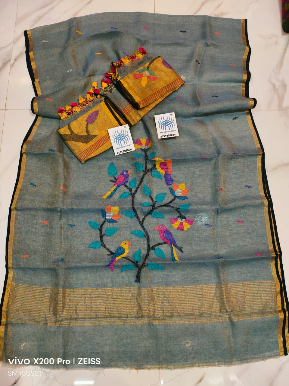 𝓡𝓪𝓳𝔂𝓪 Pure 120 Count Jayashree Linen Bird Motif suit set with Tissue Palla Jamdani dupatta by Rihyaaz, elegant traditional Indian ethnic wear.