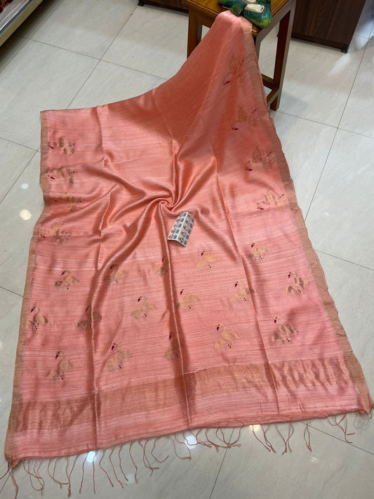 Stork dual zari silk Matka saree by Rihyaaz featuring rich handwoven texture and elegant traditional zari detailing.