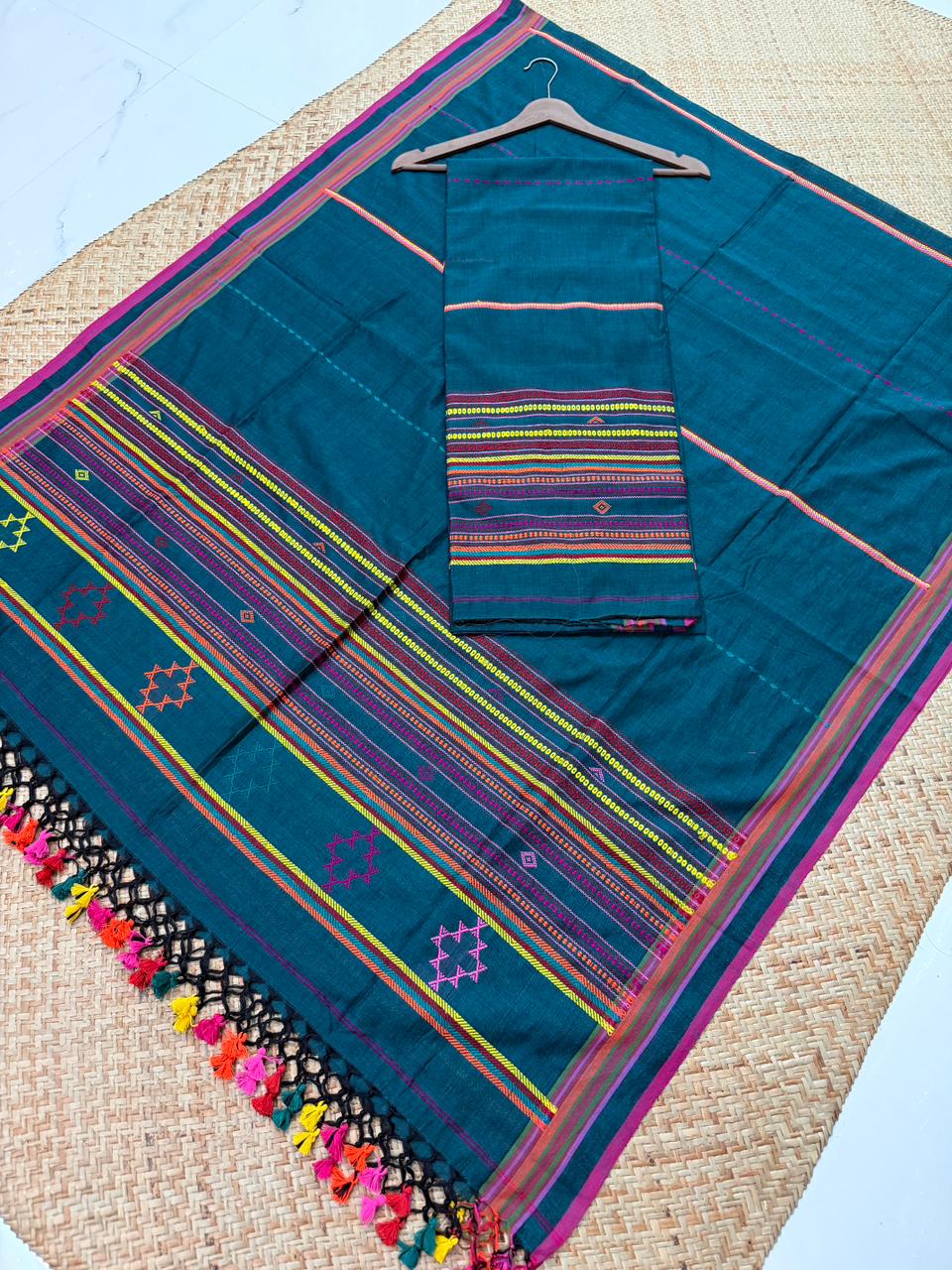 Bhujodi Jamdani pure cotton handwoven suit by Rihyaaz with 3 meter top and 2.5 meter dupatta.