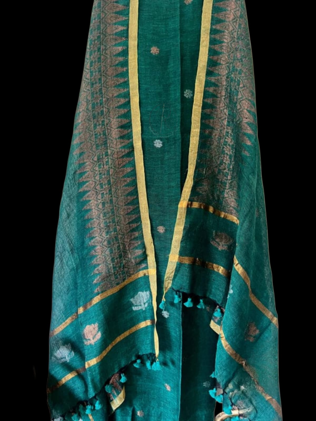 Sohini 84 count pure linen Jamdani suit with intricate copper zari weave by Rihyaaz