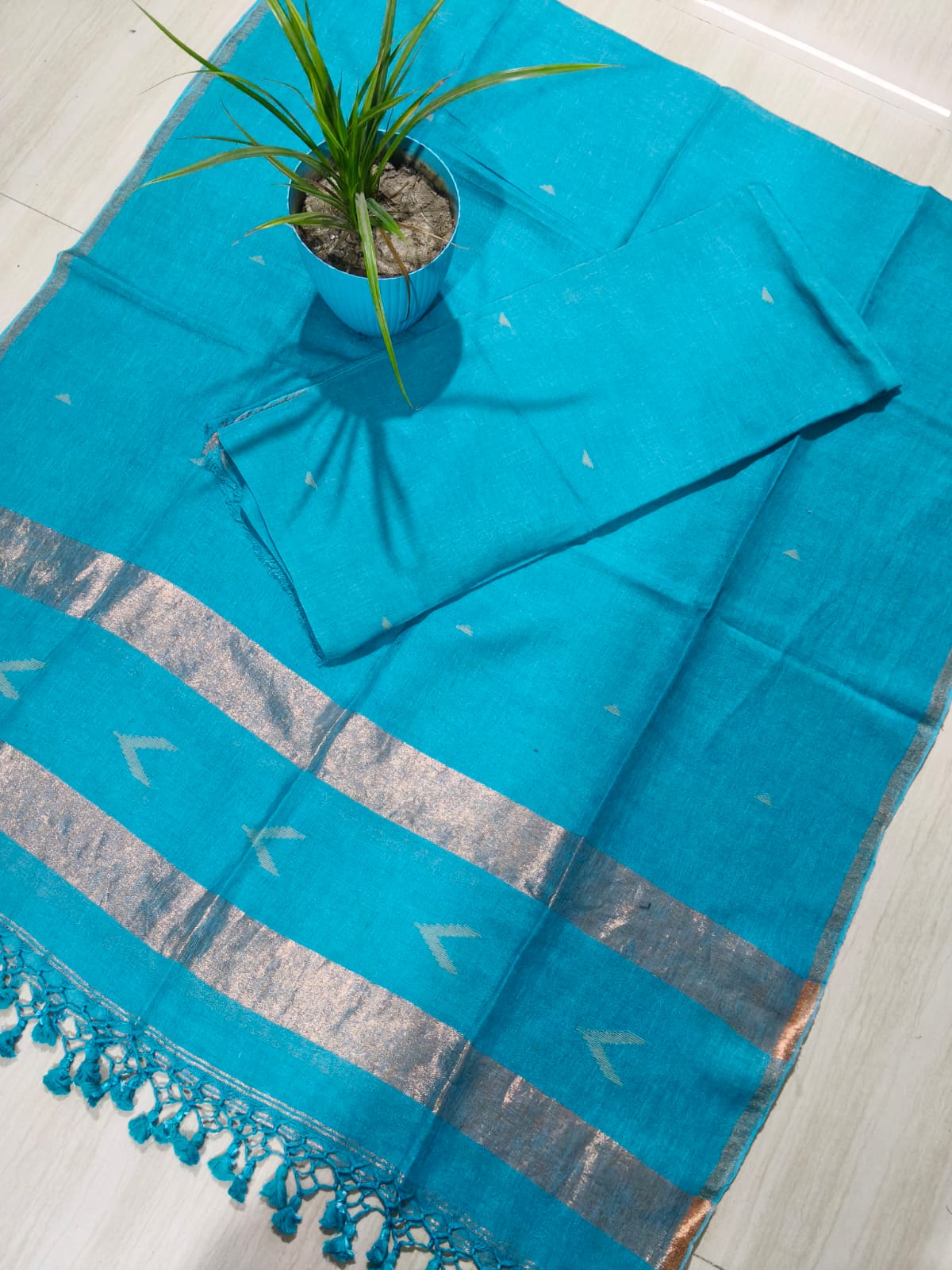 Teer by Rihyaaz Silk Linen Tissue Patta Suit Set with handwoven needle weave palla, premium silk linen fabric, elegant festive ethnic wear for women, luxurious handcrafted designer suit.