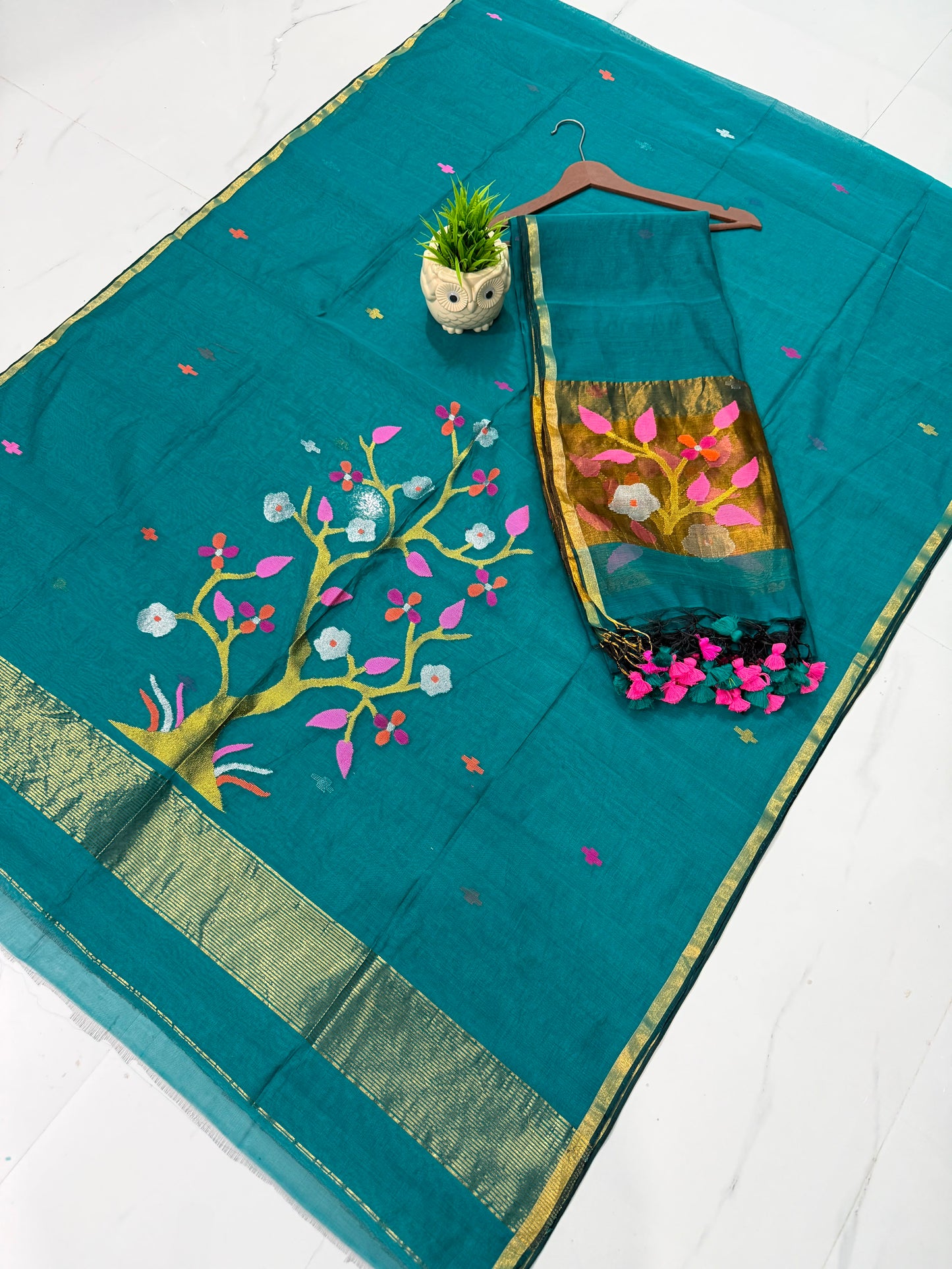 ⚜️ Muslin Jamdani Handwoven Suits with Tasselled Dupatta | Rihyaaz