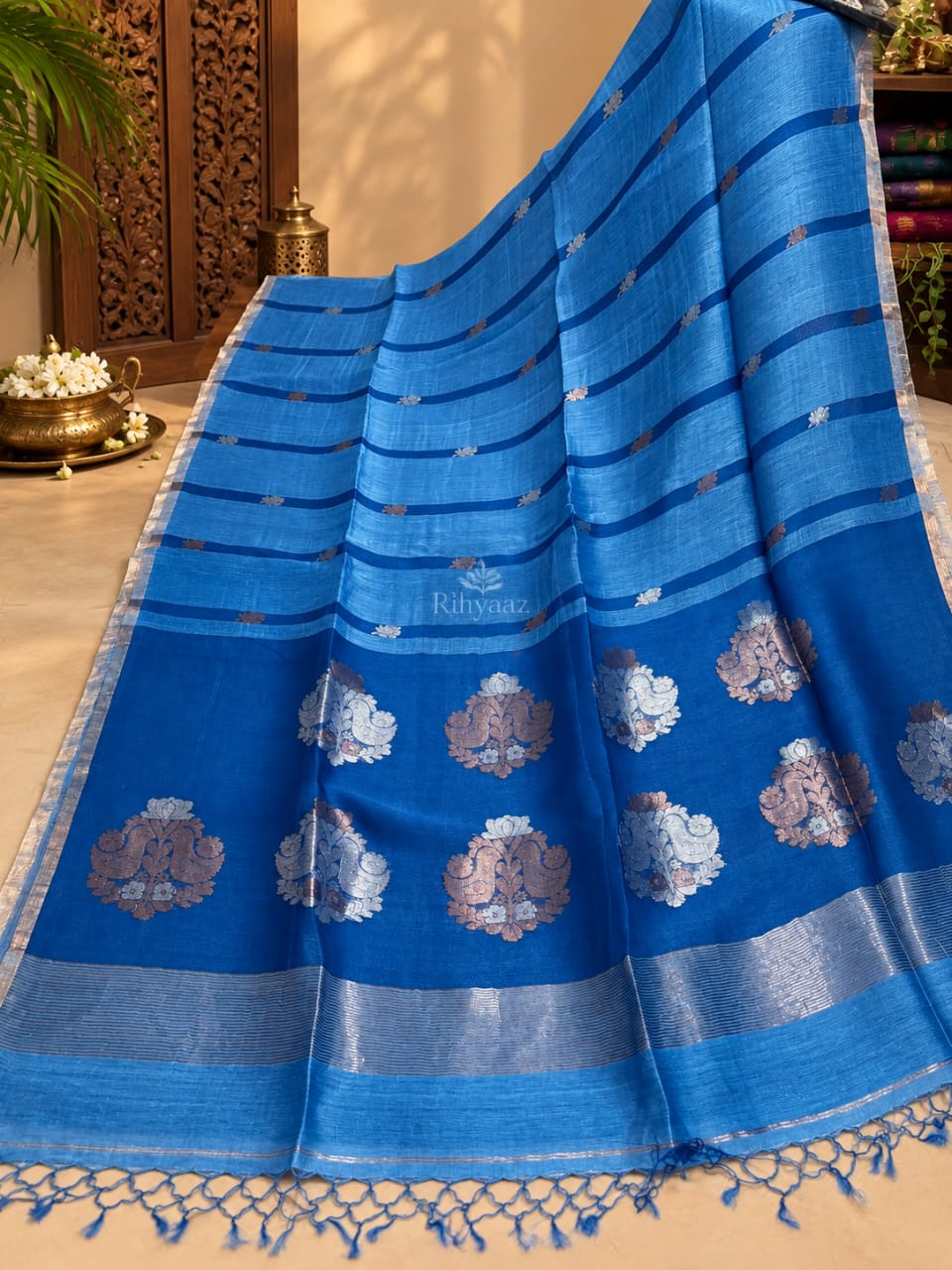 Aarti turquoise premium Resham by linen silk dual zari weaved Jamdani saree with intricate handwoven Jamdani detailing by Rihyaaz Fashions