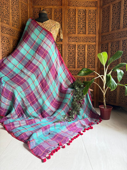 Luxe Turquoise pure 100 count Jayasree linen check saree with running blouse piece by Rihyaaz