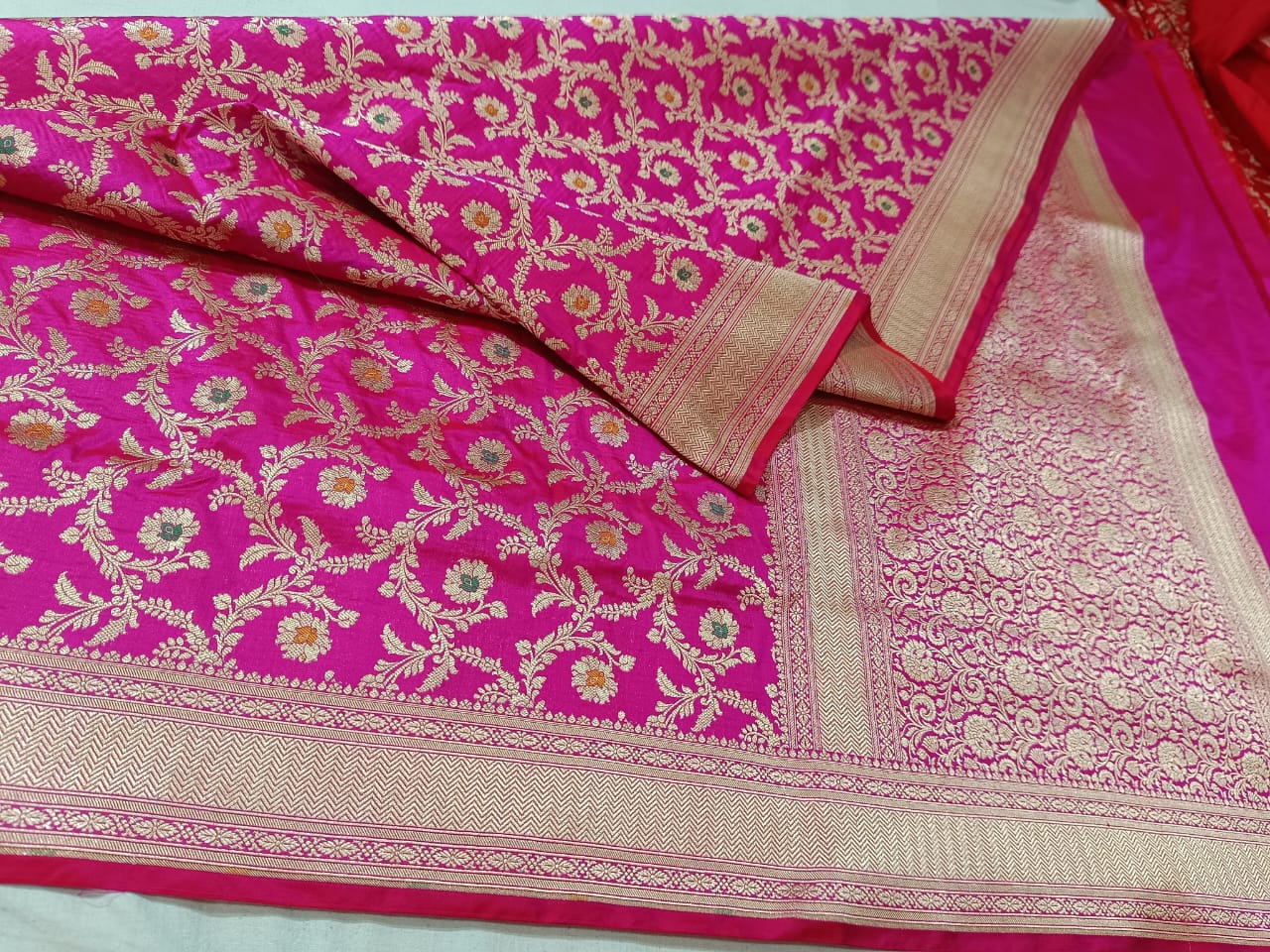 Pure Kattan Minakari Design Saree – Elegance Handcrafted in Tradition