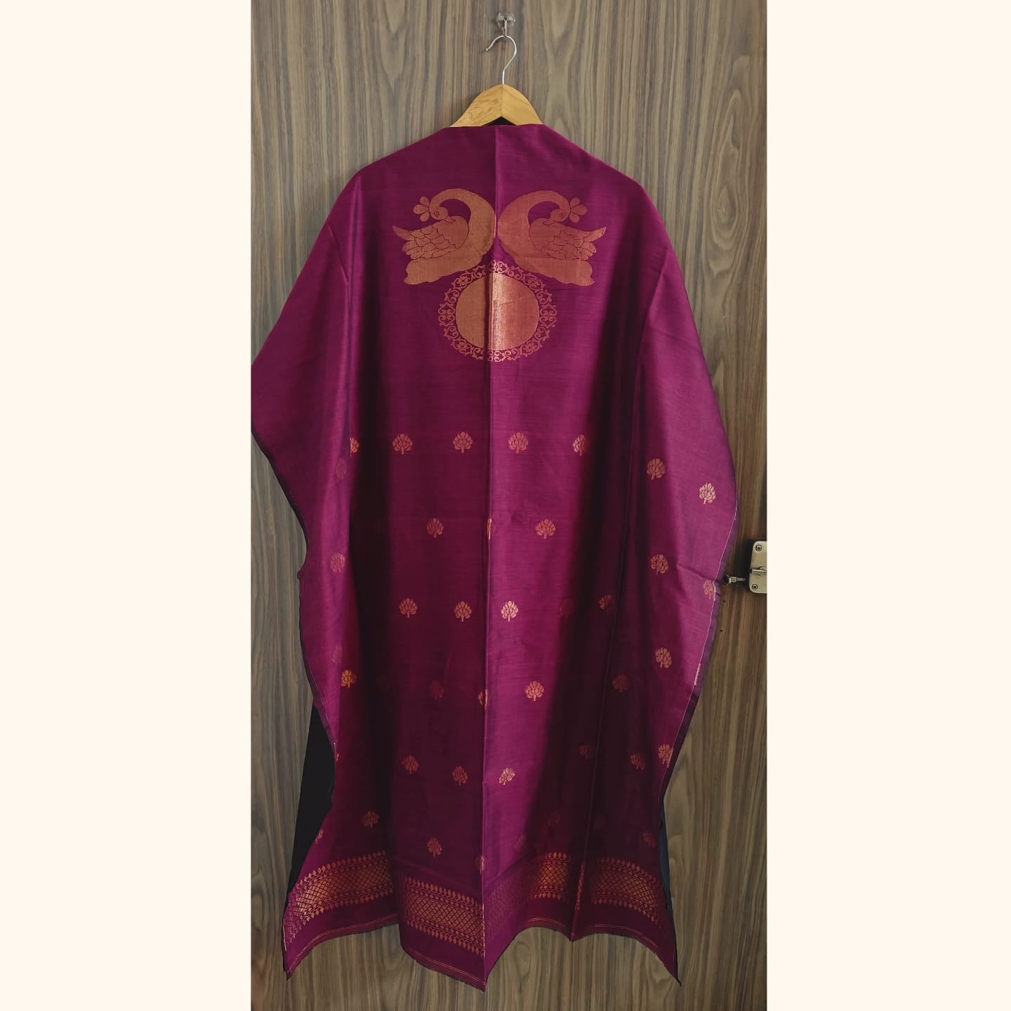 Nykaa – Premium Mul Silk Kaftan