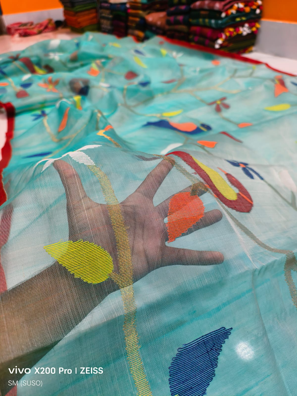 Papri – Resham Silk Floral Weaving Saree with Bird Detailing | Versatile Party to Presentation Wear