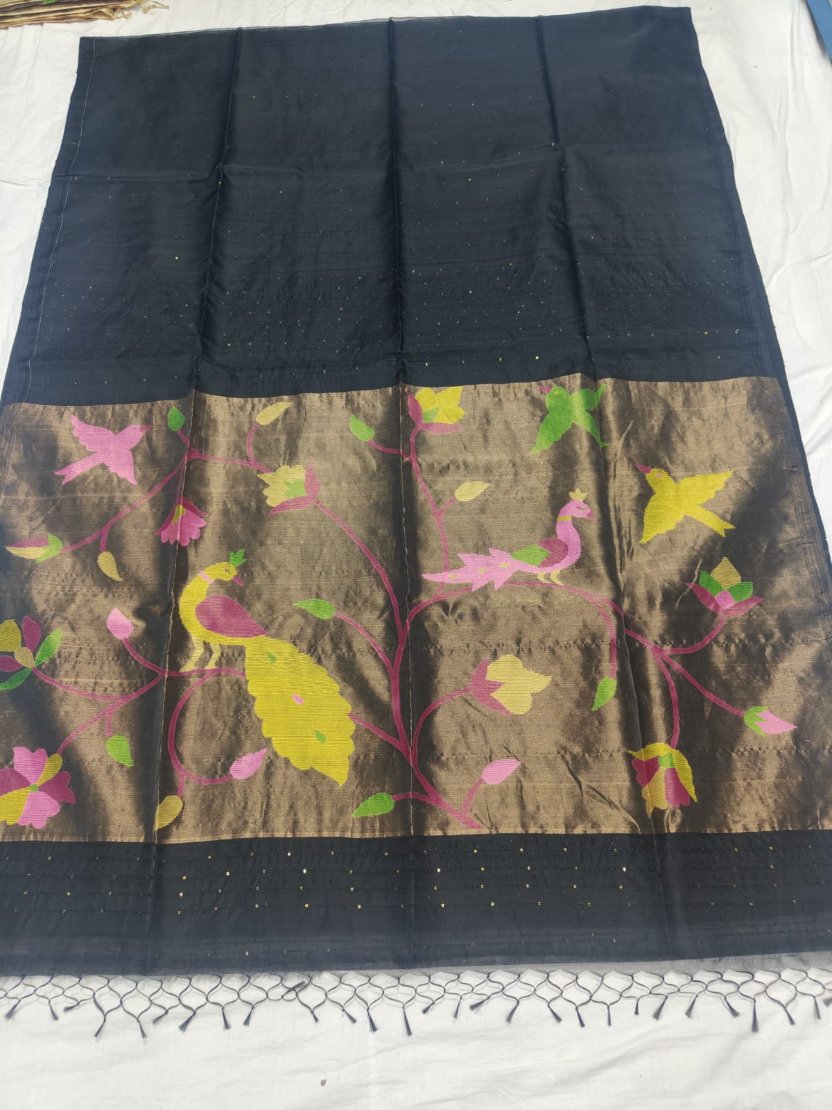 𝓞𝓭𝓱𝓪𝓷𝓲 – Muslin Silk Pathani Weave Saree with All-Over Sequin Elegance