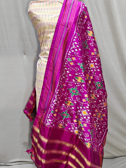 ✨ 𝓢𝓲𝓶𝓪𝔂𝓪-Gorgeous Pure Silk Patola Dupatta with Single Ikat Top ✨