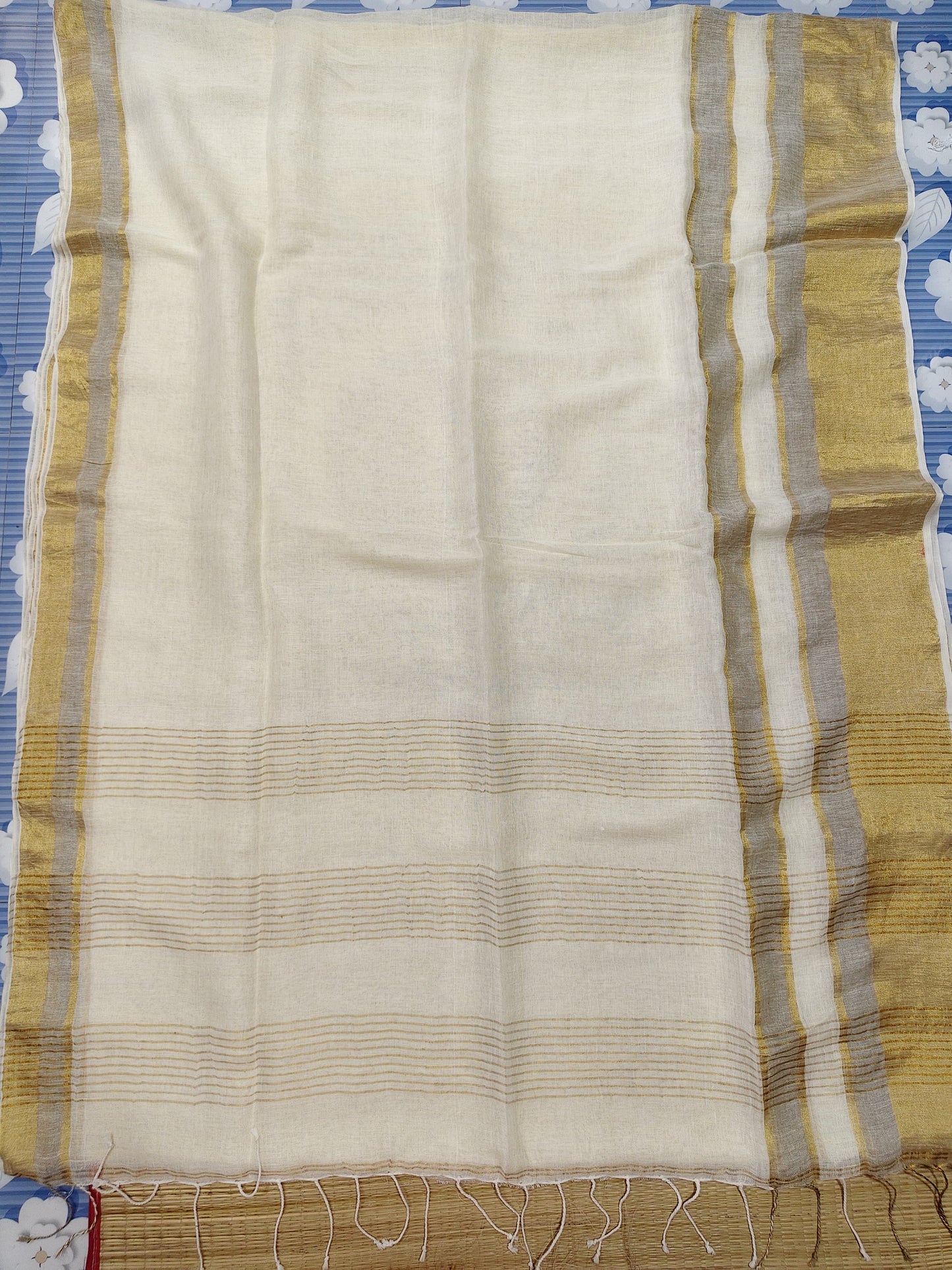 Revathi Pure Jayashree Linen Handwoven Saree with Dual Border & Zari Stripe Pallu | Rihyaaz