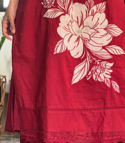 Laali – Festive Floral Elegance