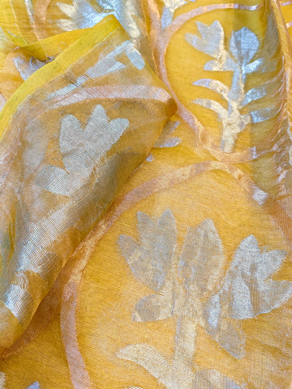 Padmini – Lotus Fusion Silk Linen Saree