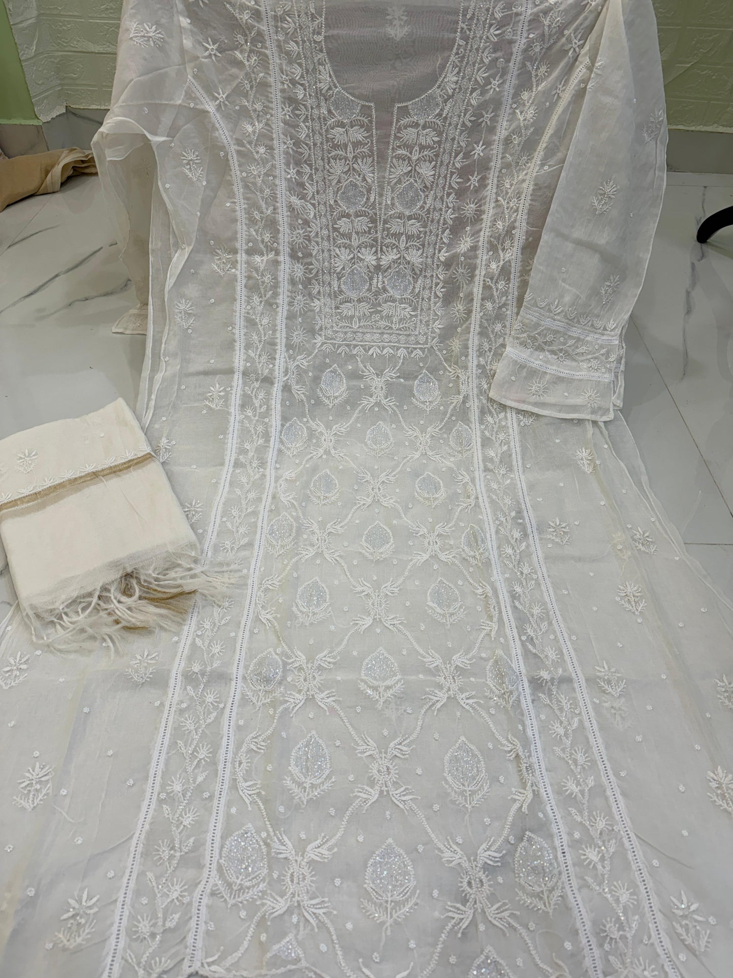 Fabric Mul Mul Chanderi Suit – Semi-Stitched